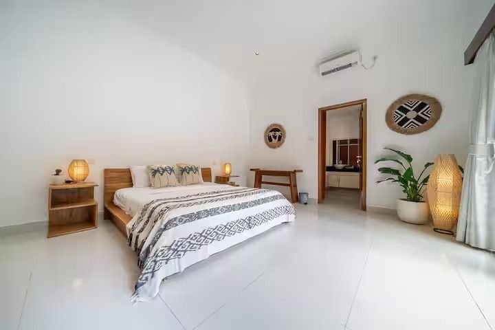 Villa Nemia Seminyak, Bali — bedroom with wardrobe