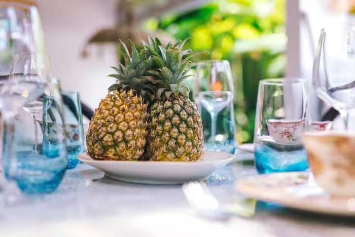 Villa Vickary Seminyak, Bali — tropical table setting
