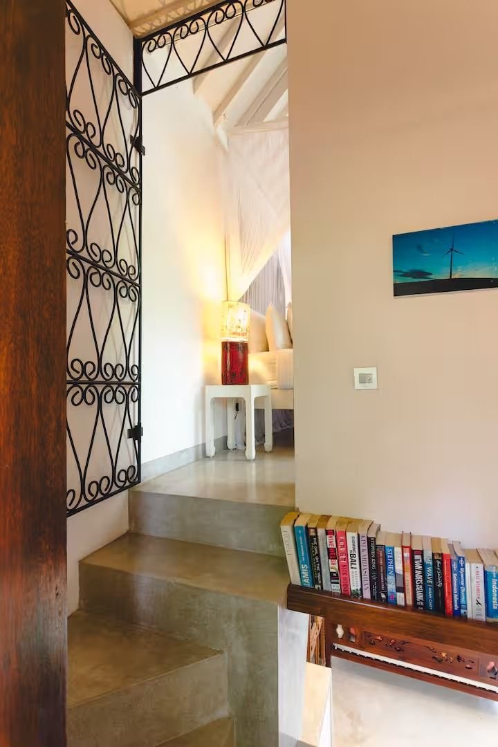 Villa Vickary Seminyak, Bali — interior hallway