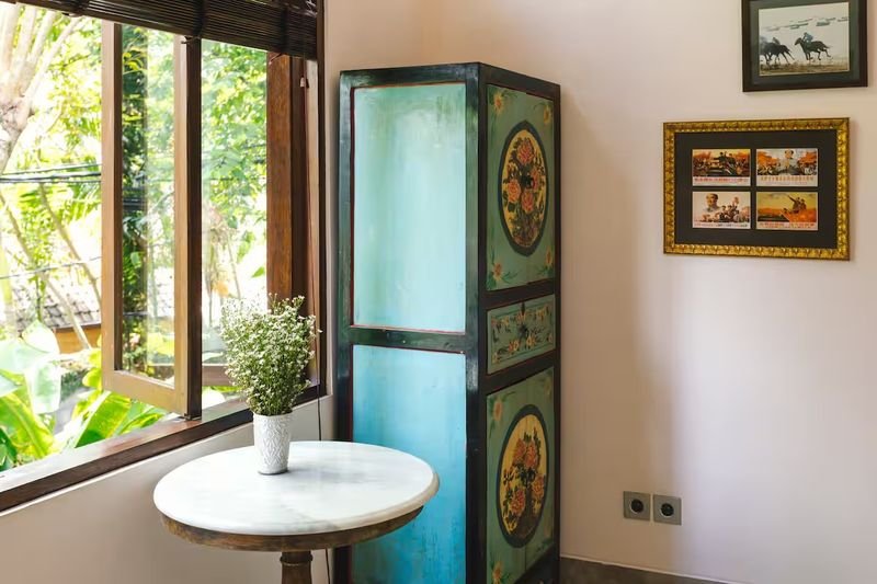 Villa Vickary Seminyak, Bali — room beside garden-facing windows
